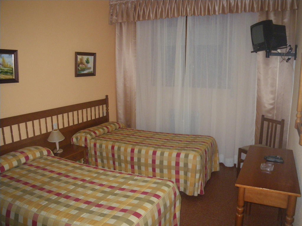 Duque De Osuna Medina De Rioseco Room photo